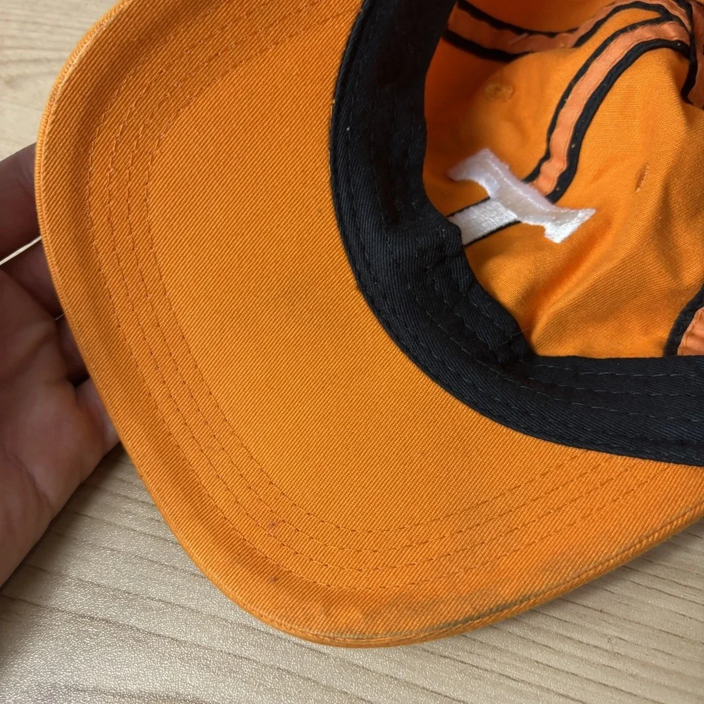 Tennessee Volunteers Hat Cap Strap Back NCAA Football Music City Bowl Mens